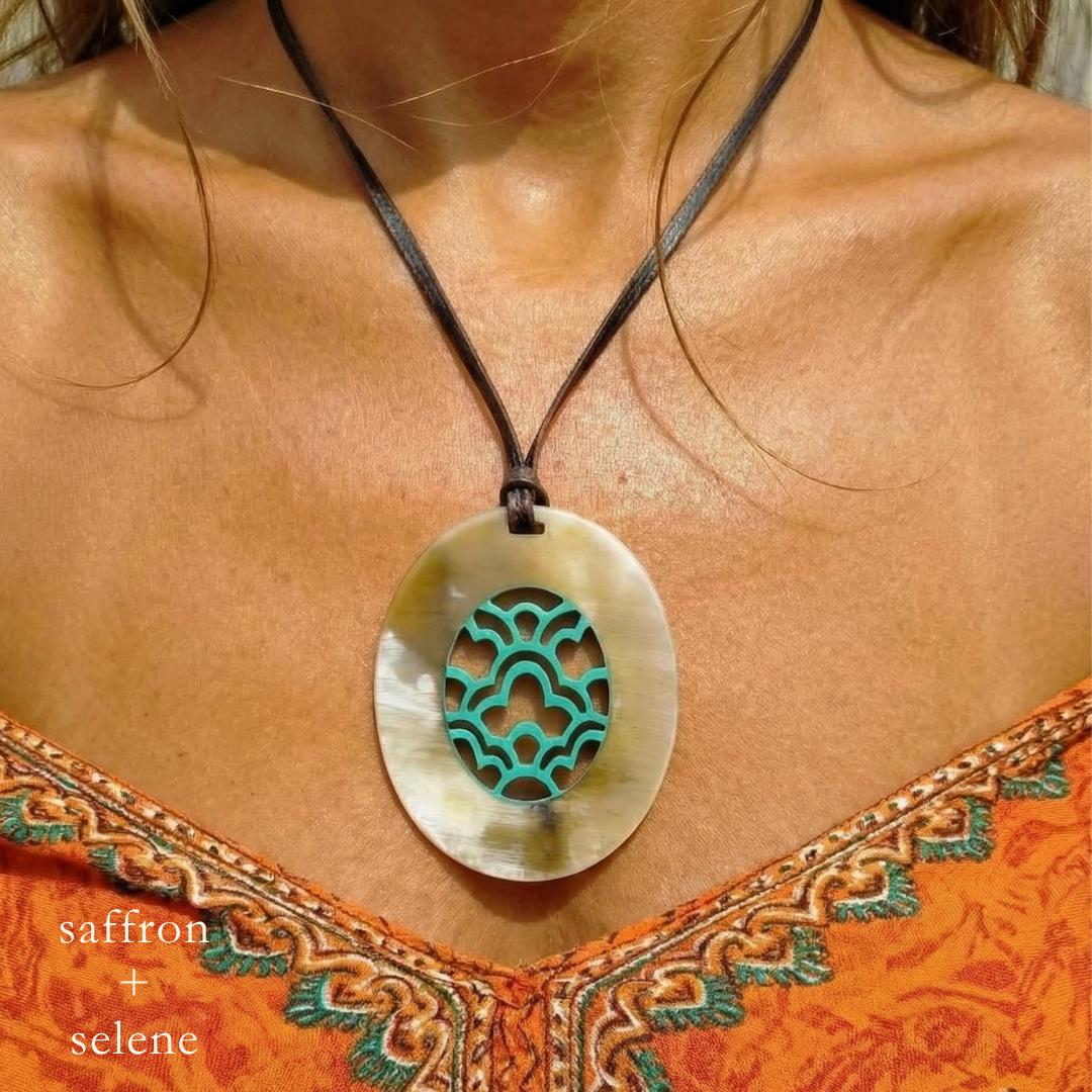 Handmade Buffalo Horn Pendant Necklace – Turquoise Carved Boho Statement Jewelry